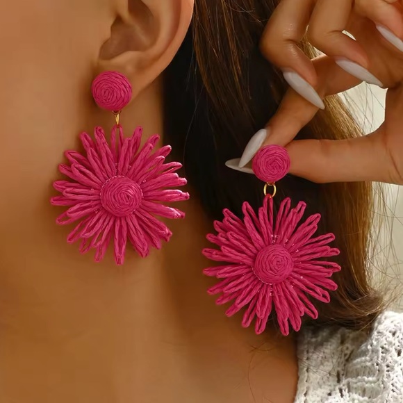 Pink Sunflower Earrings Boho Rattan Knit Handmade Summer Statement Earrings - Picture 2 of 2